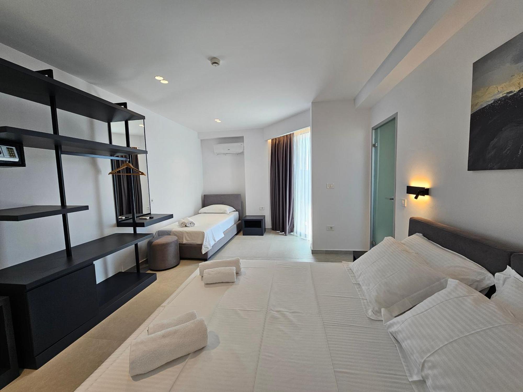 Adele Hotel Ксамил Экстерьер фото