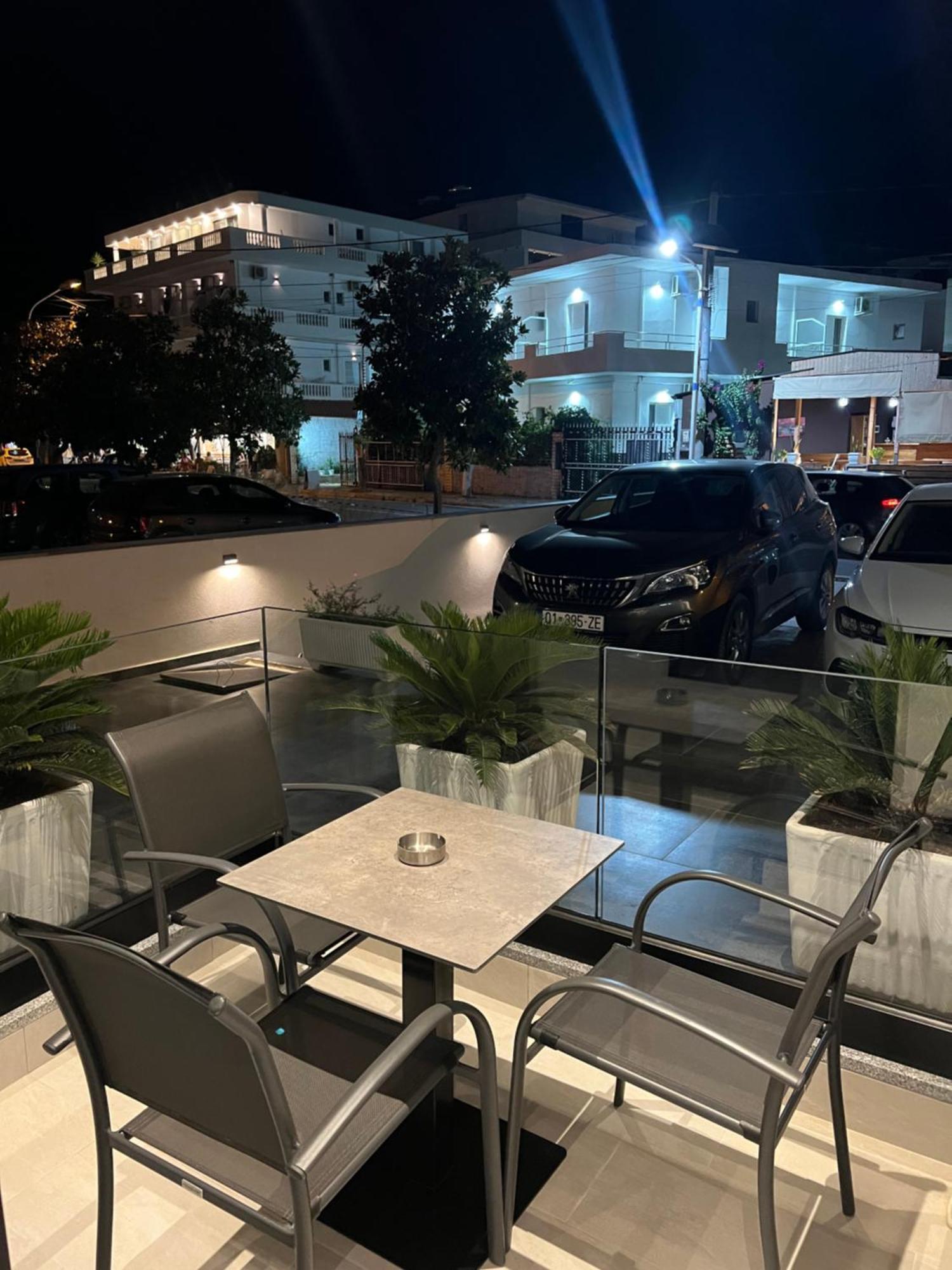 Adele Hotel Ксамил Экстерьер фото